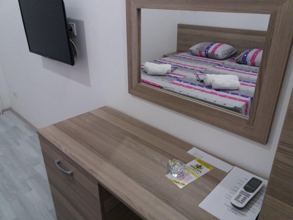 Atina Lux Hostel Leskovac  Luaran gambar