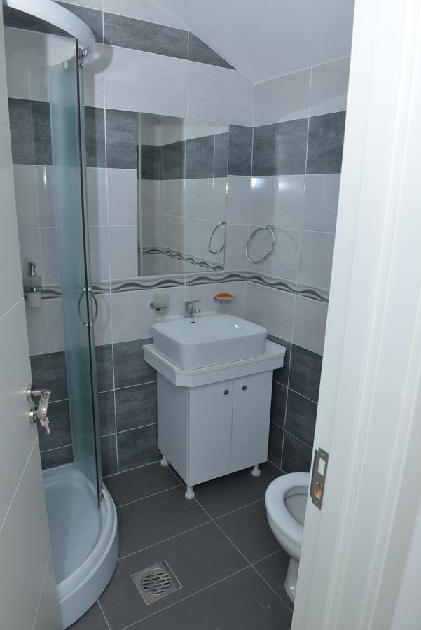 Atina Lux Hostel Leskovac  Luaran gambar