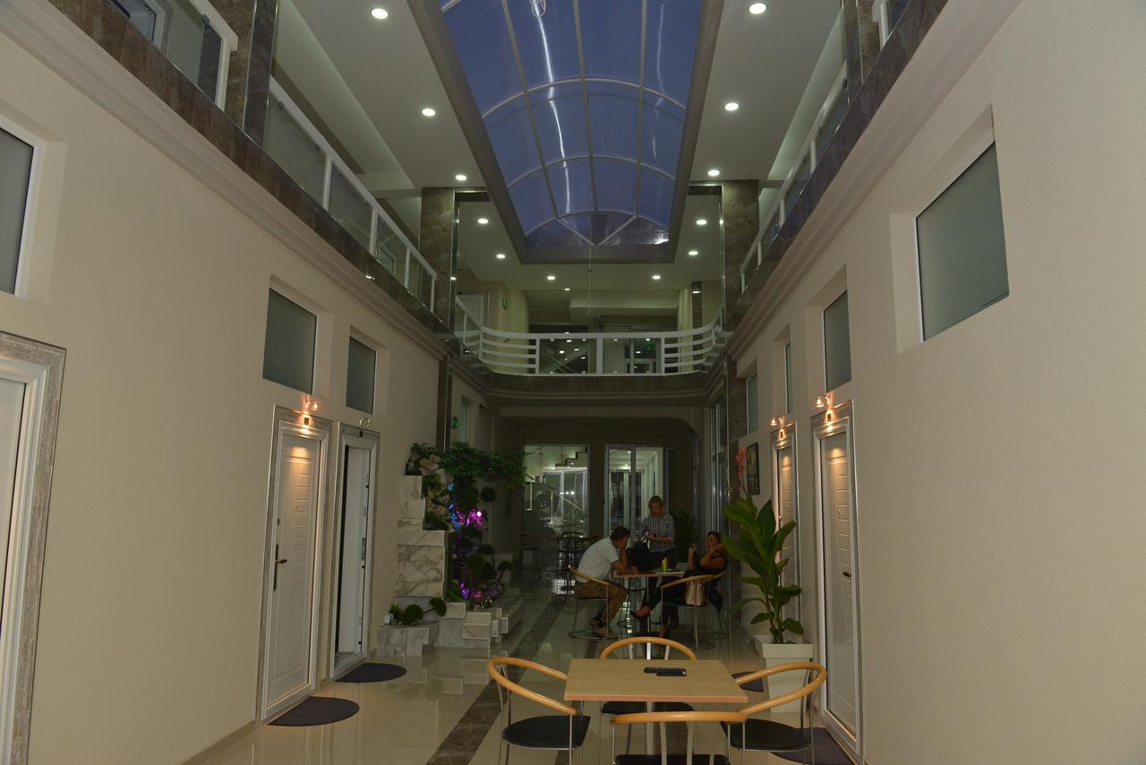 Atina Lux Hostel Leskovac  Luaran gambar